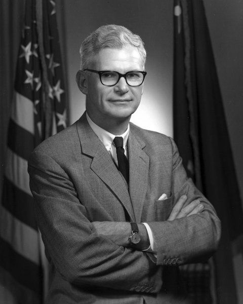 'The Moon Czar': Beverly man played key role in space race